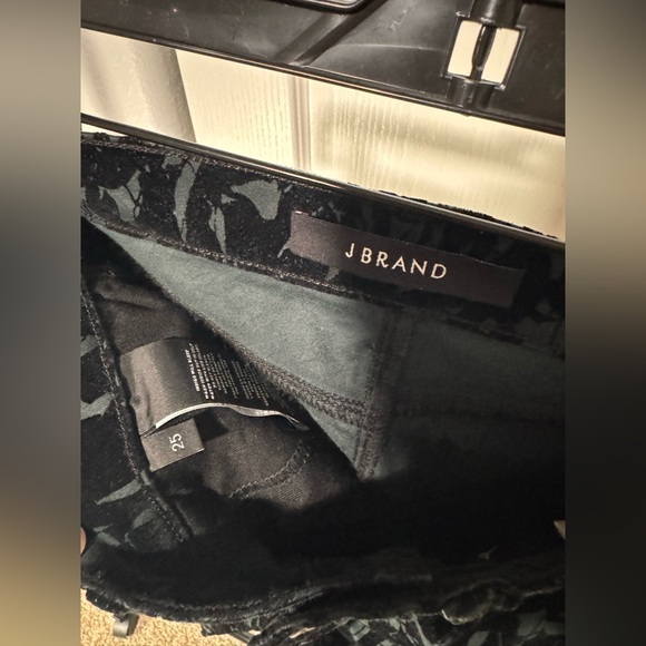 J brand black velvet Patterned Women's Pants Size 25 - Picture 2 of 8